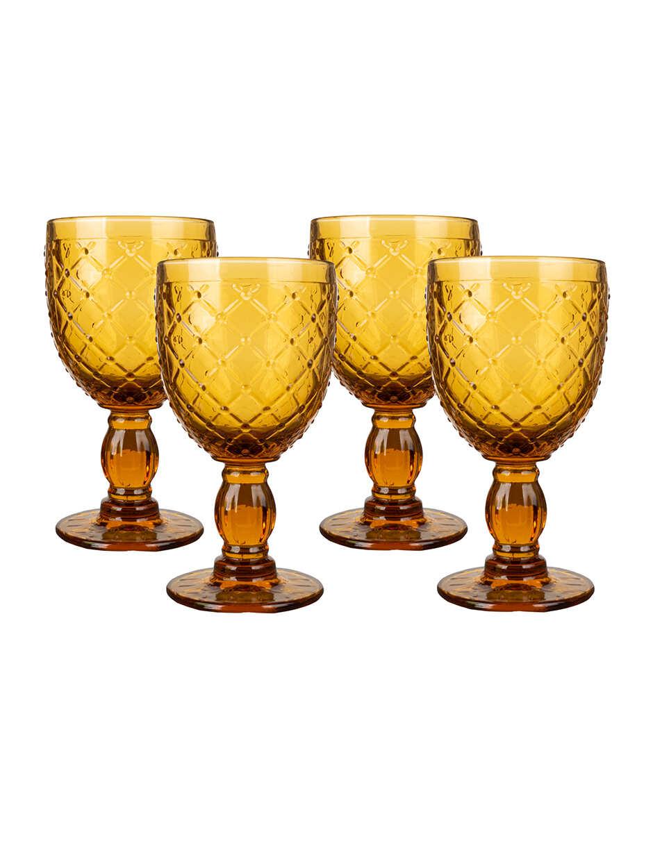 VENDIDO Finas y elegantes copas de cristal de pie alto Alemánas muy lindos  destellos del cristal a la luz tamaño: 18,5 cm precio $ 15.000…